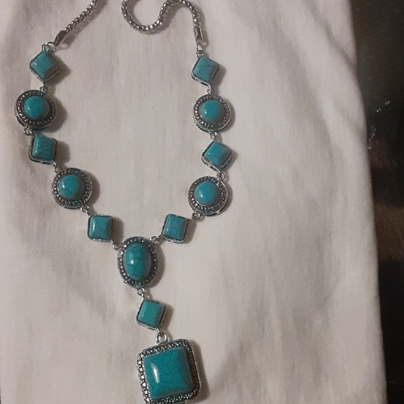 Necklace - Picture 3 of 3
